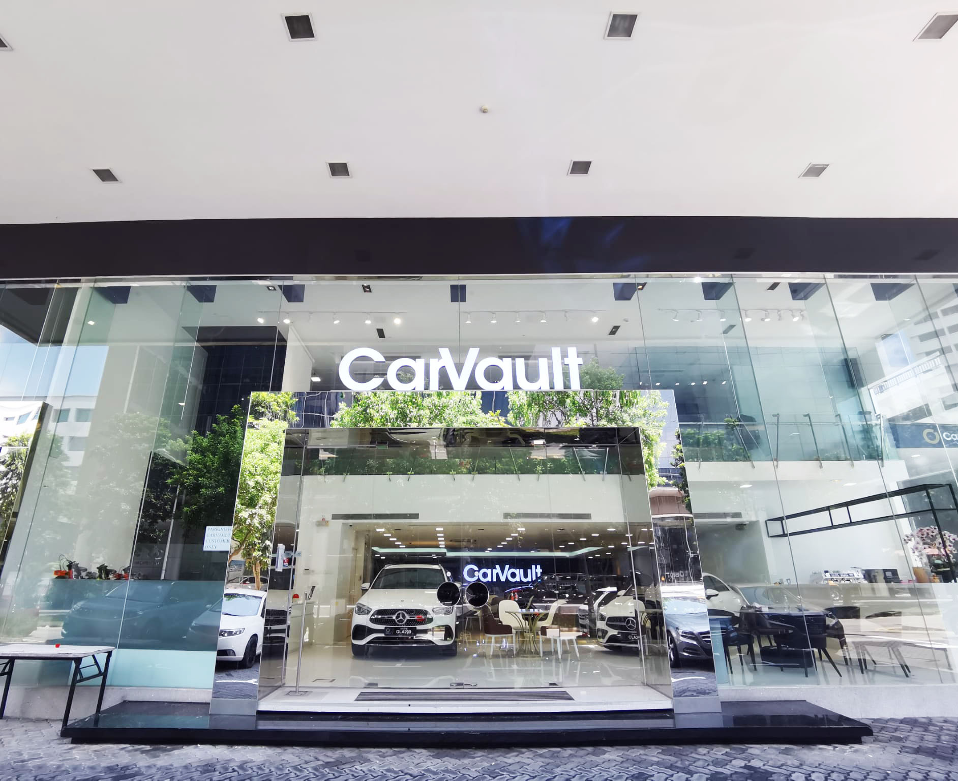 CV Showroom Front